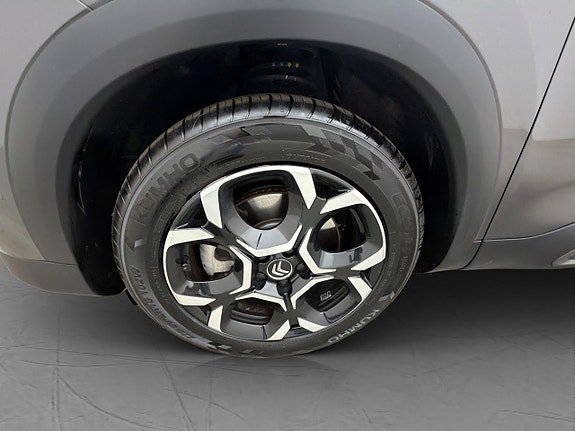 Vehicle Image 30