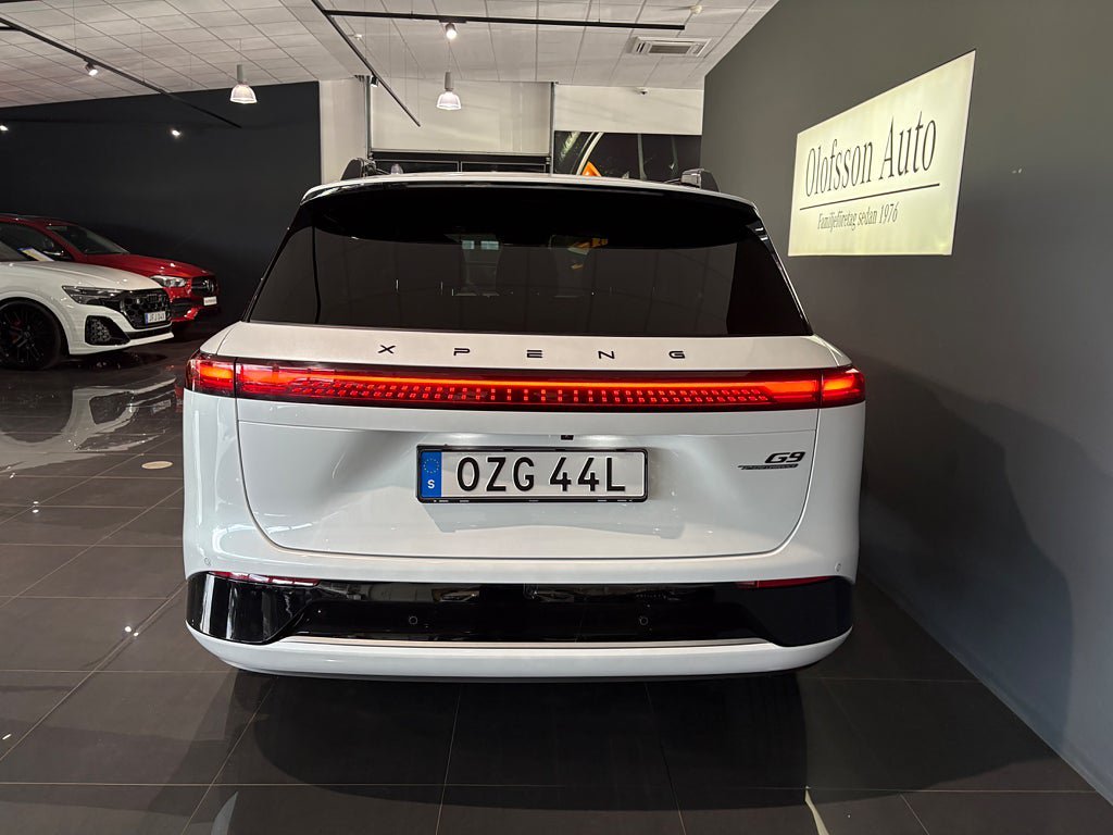 Vehicle Image 13