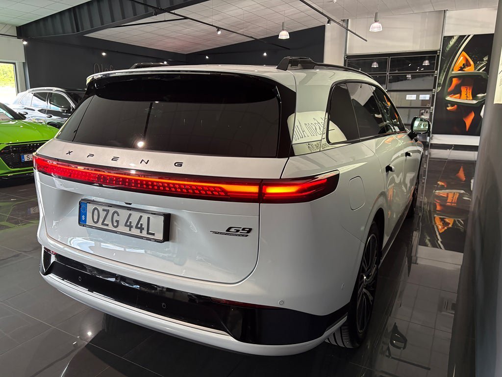 Vehicle Image 14