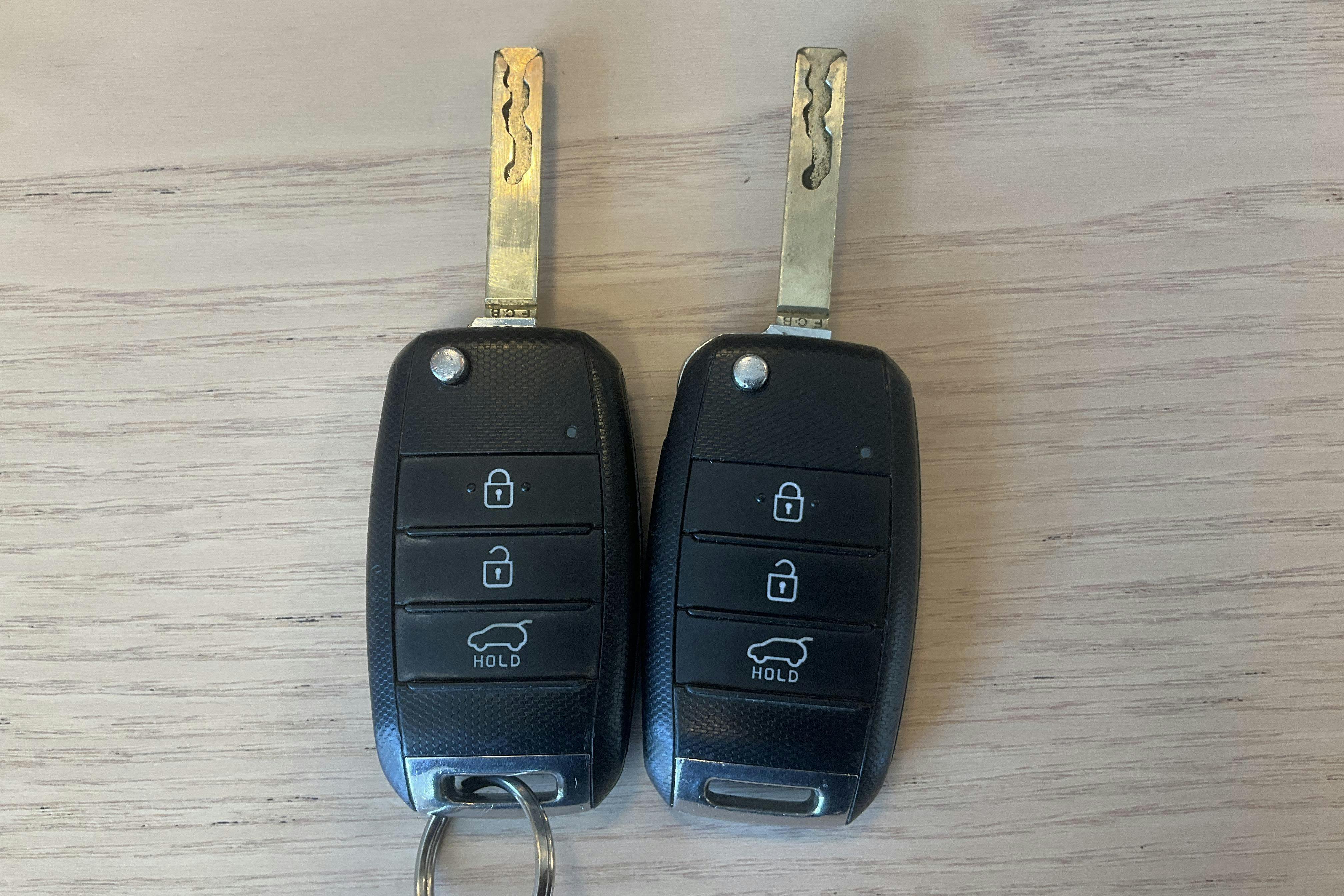 Vehicle Image 13