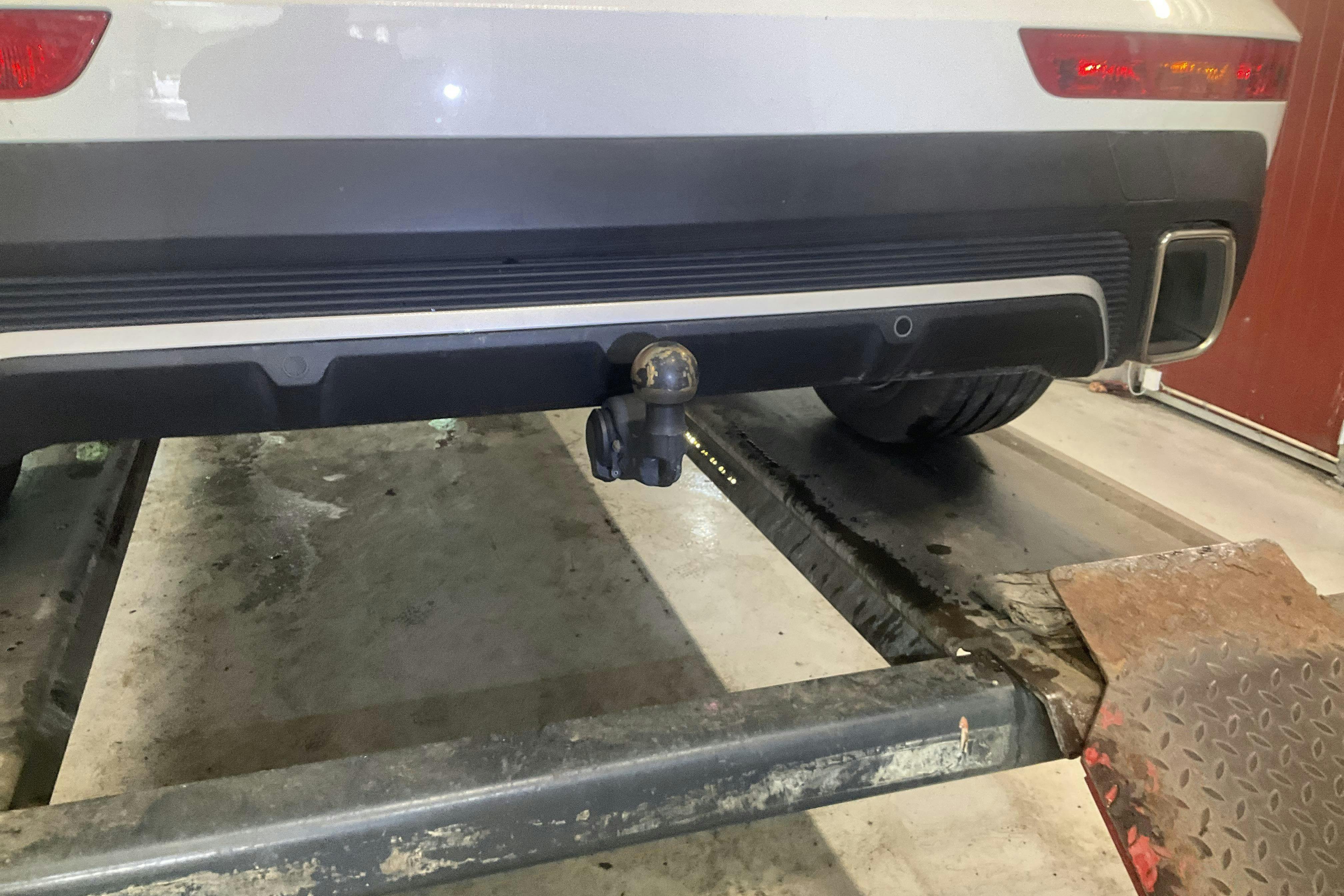 Vehicle Image 13
