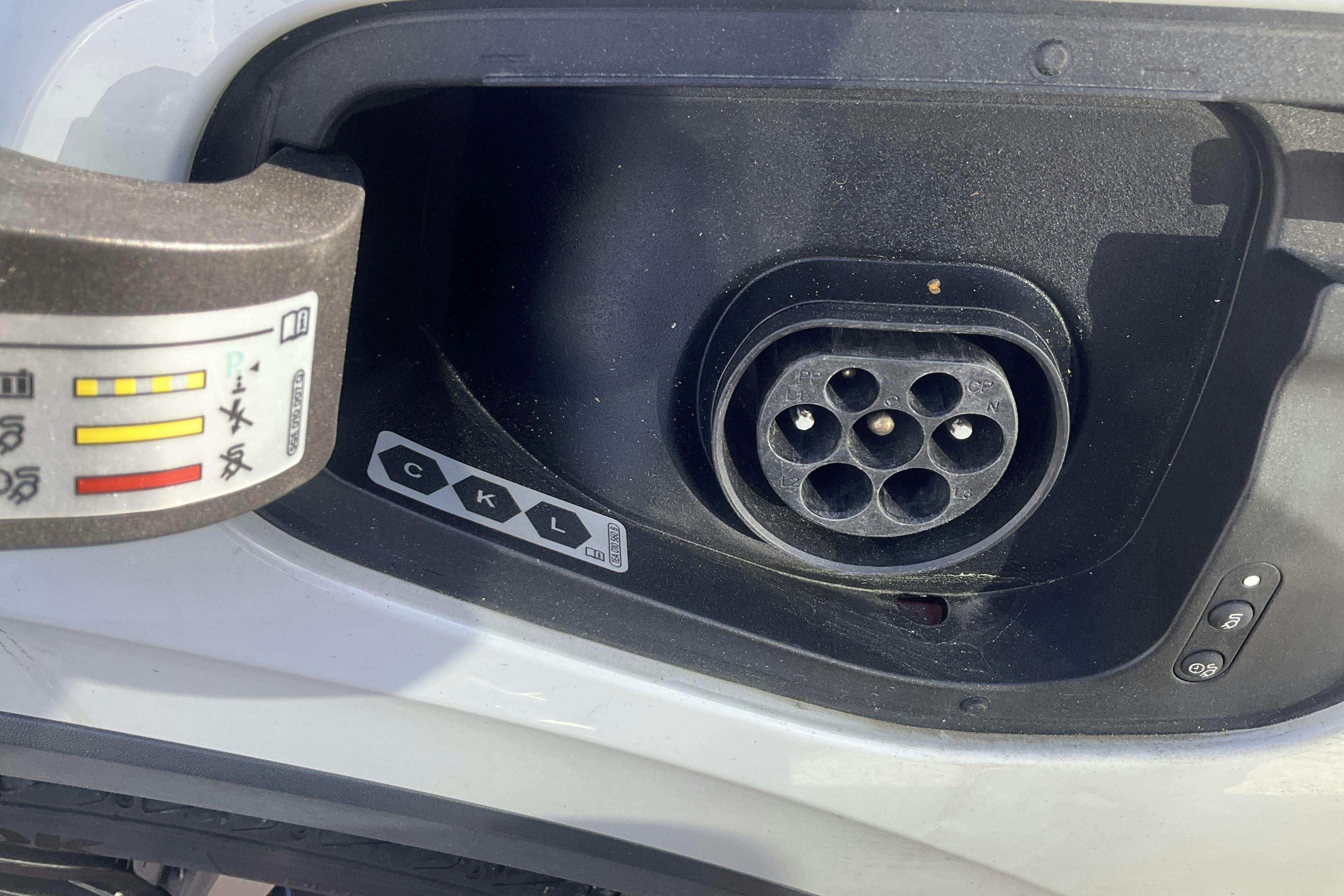 Vehicle Image 13