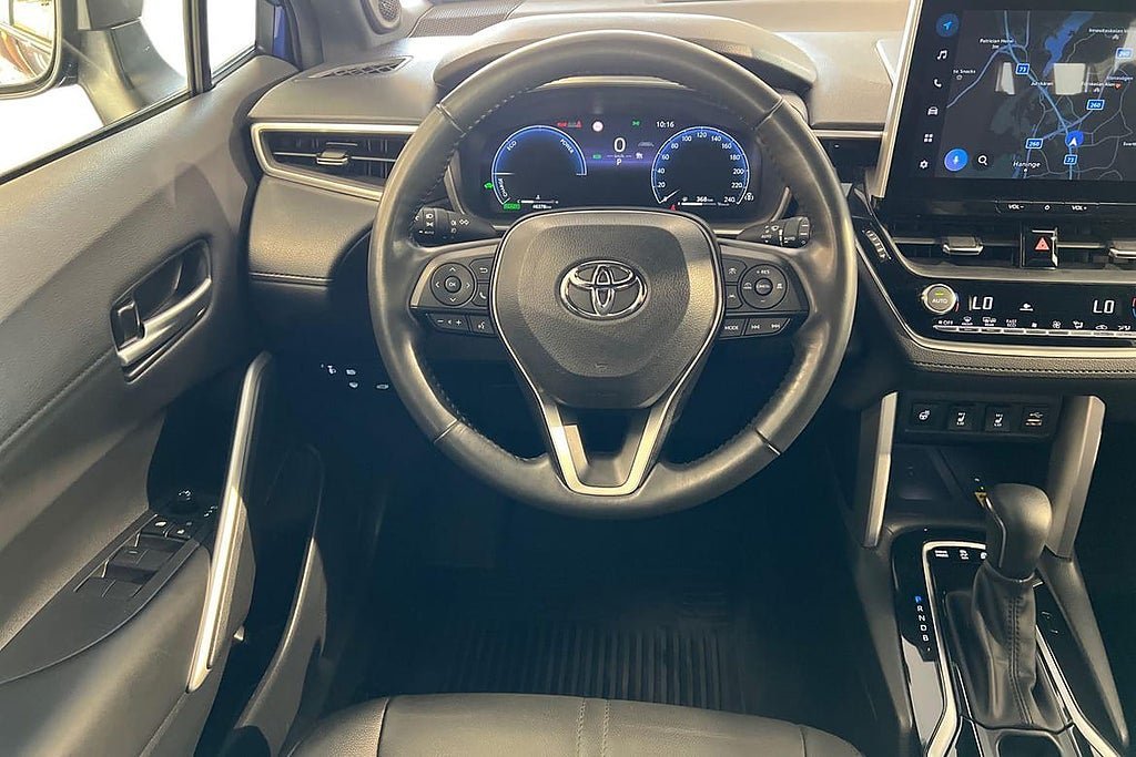 Vehicle Image 11