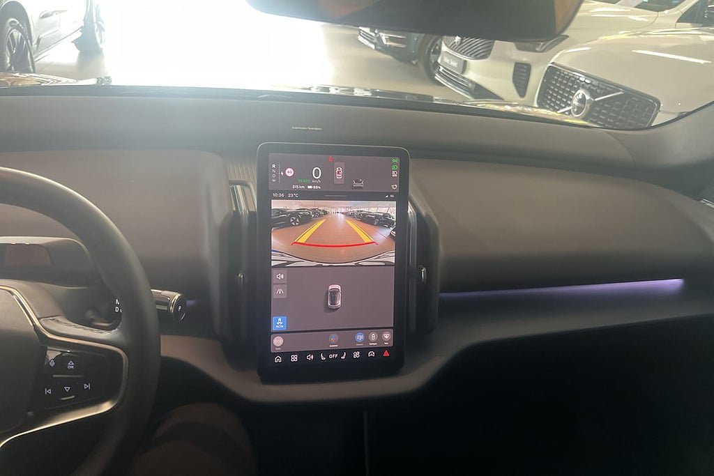 Vehicle Image 21