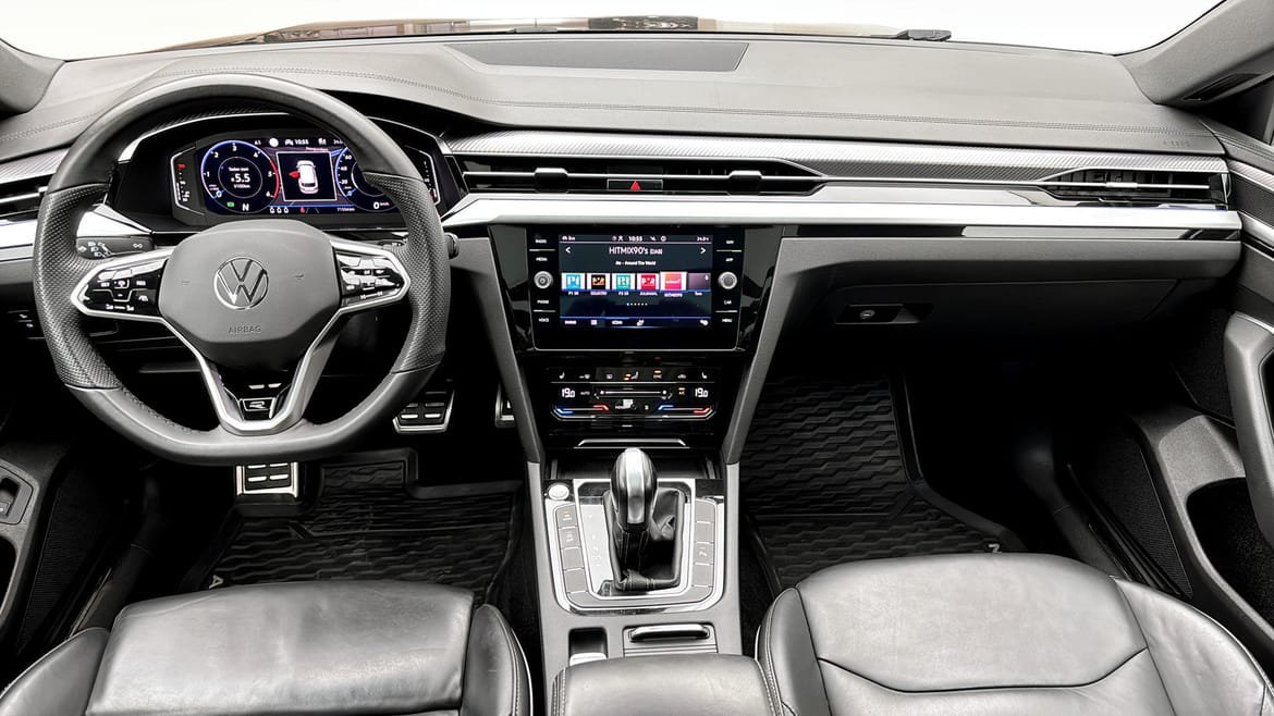 Vehicle Image 10
