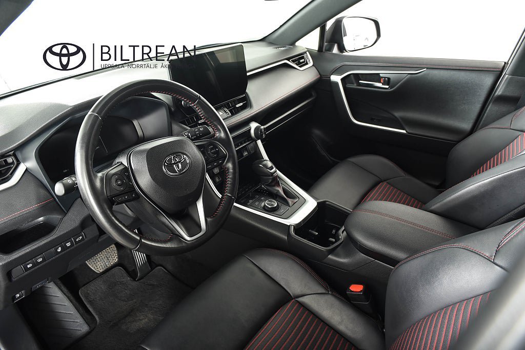 Vehicle Image 6