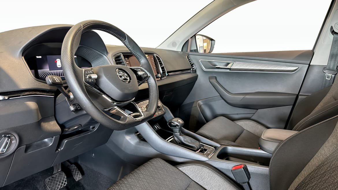 Vehicle Image 7