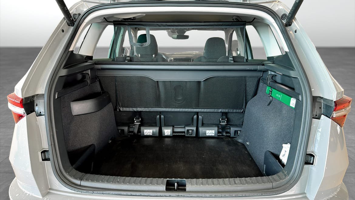 Vehicle Image 13