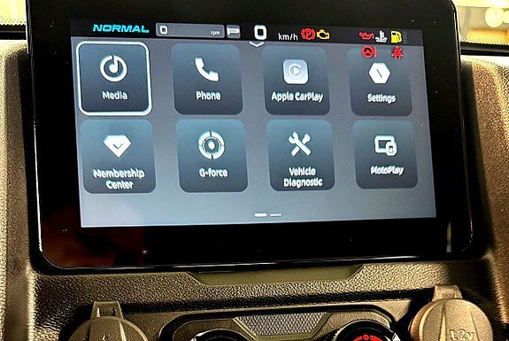 Vehicle Image 15