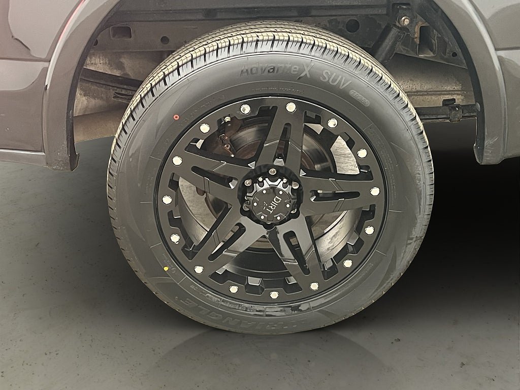 Vehicle Image 37