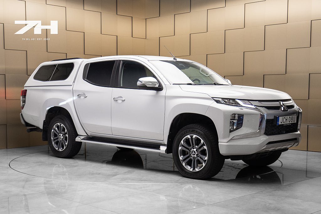Vehicle Image 7