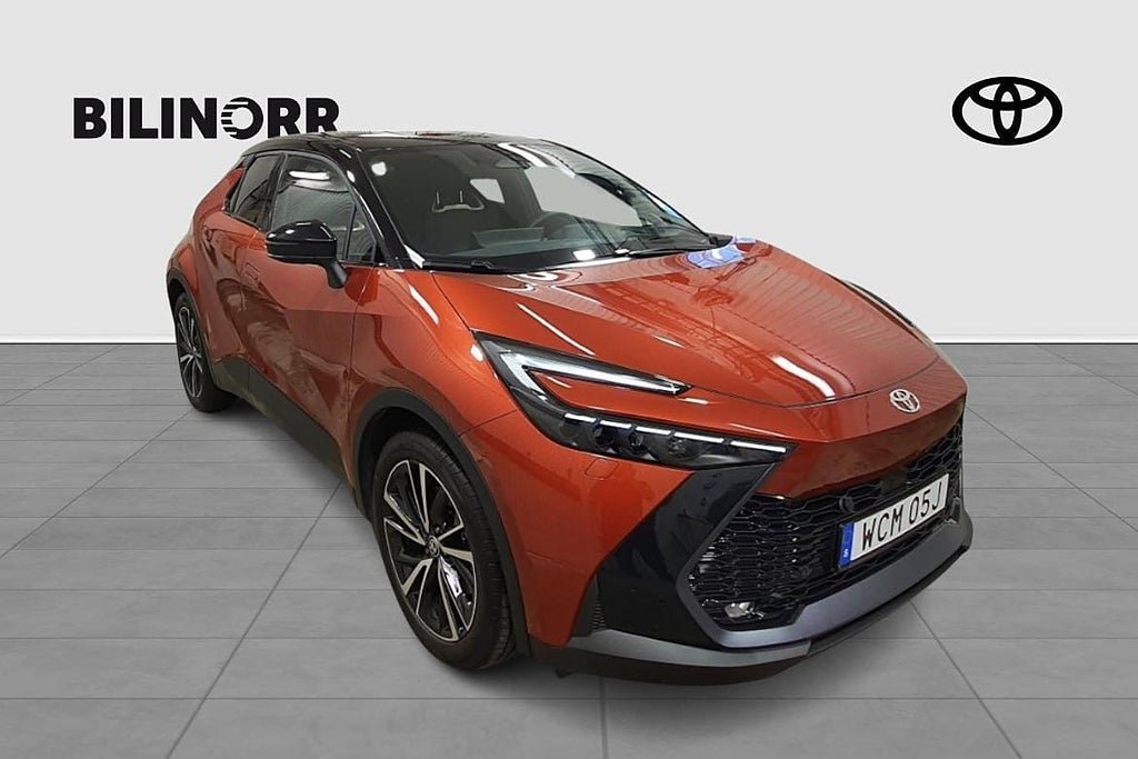 Vehicle Image 8