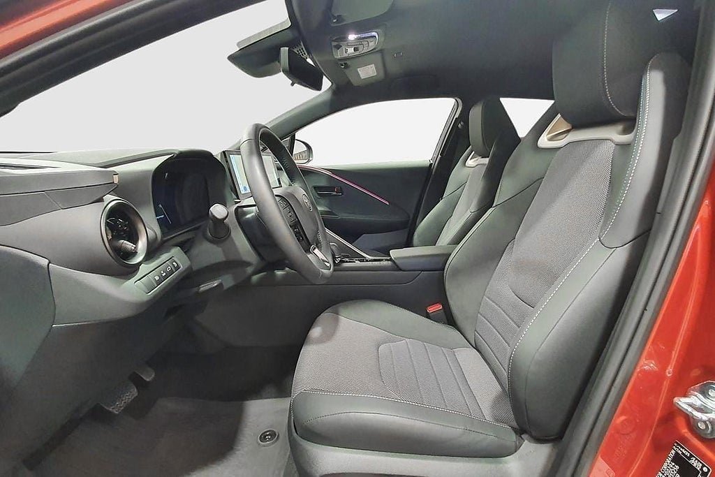 Vehicle Image 19