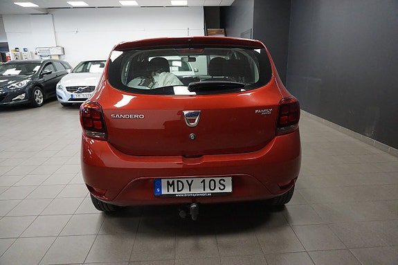 Vehicle Image 7