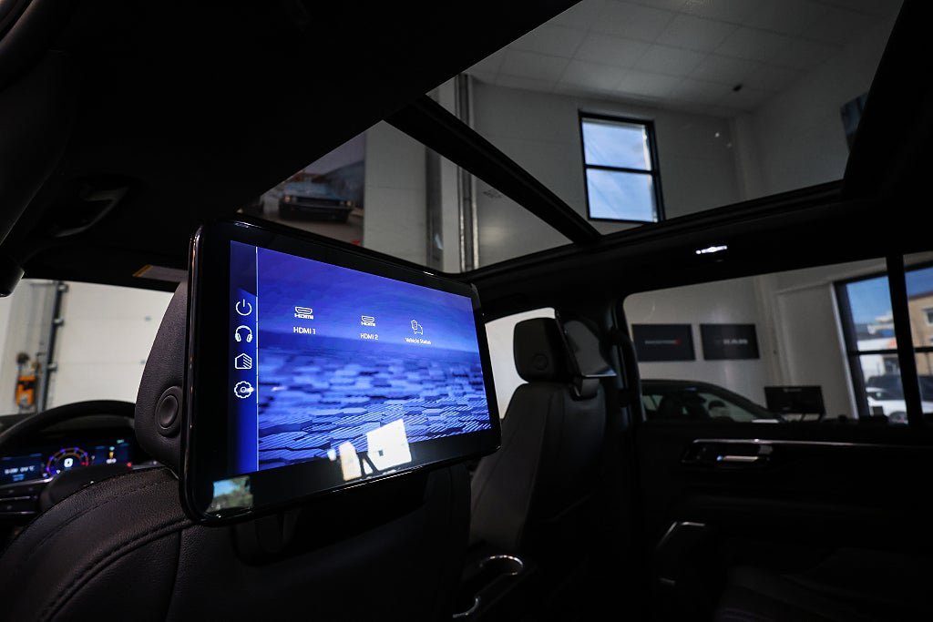Vehicle Image 24
