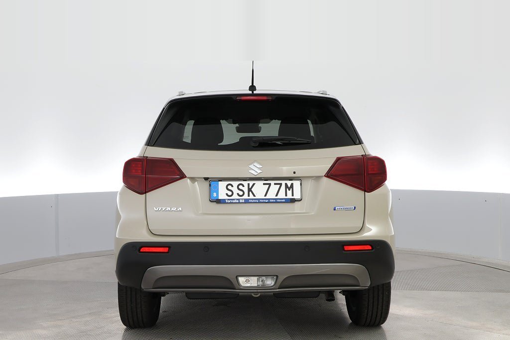 Vehicle Image 4