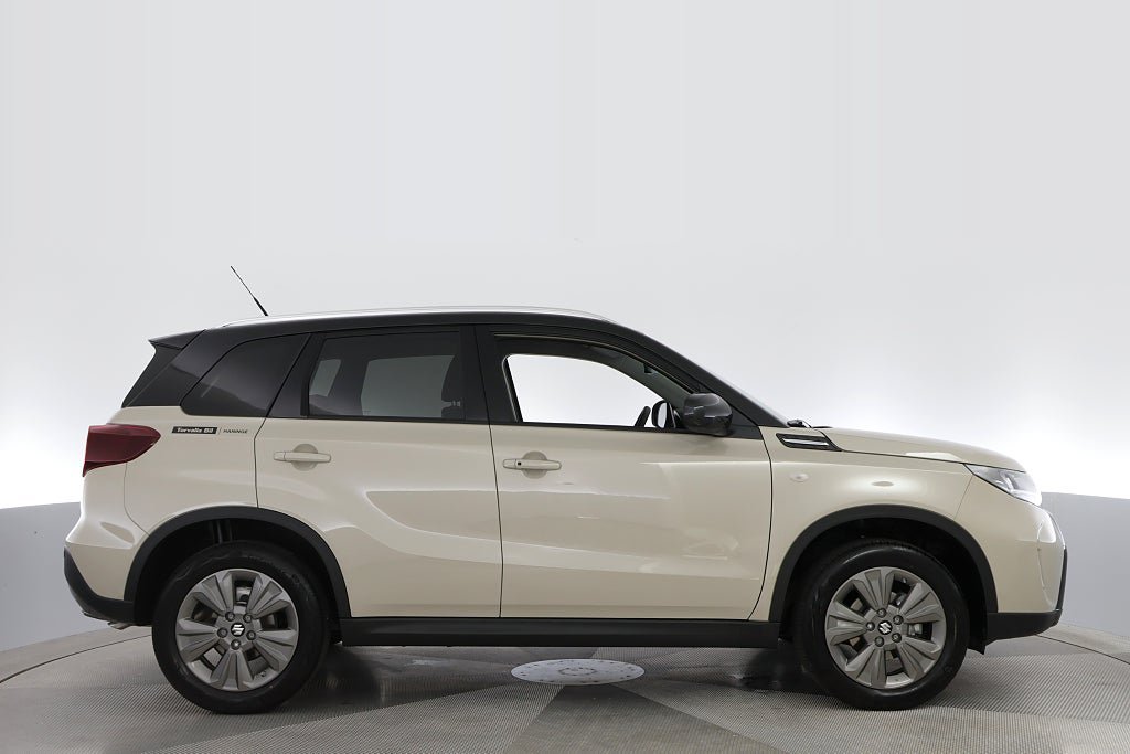 Vehicle Image 6