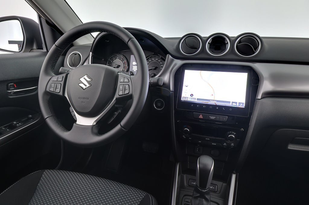 Vehicle Image 11
