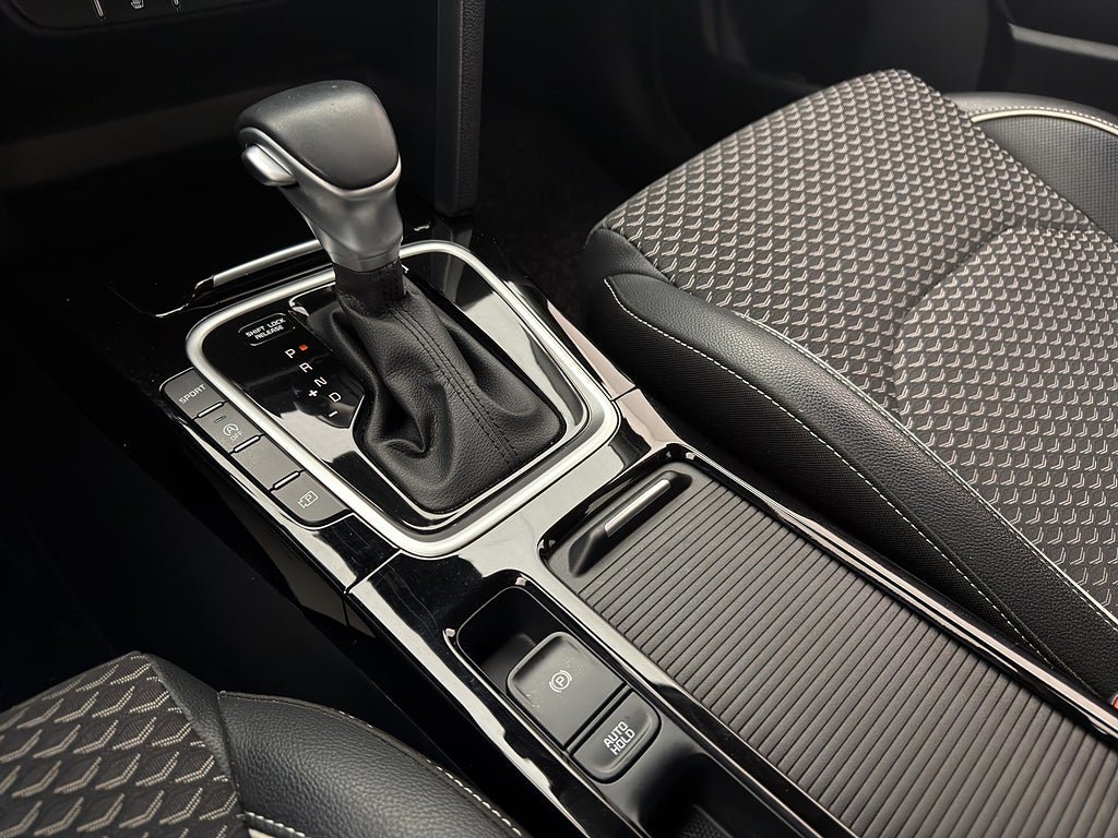 Vehicle Image 26