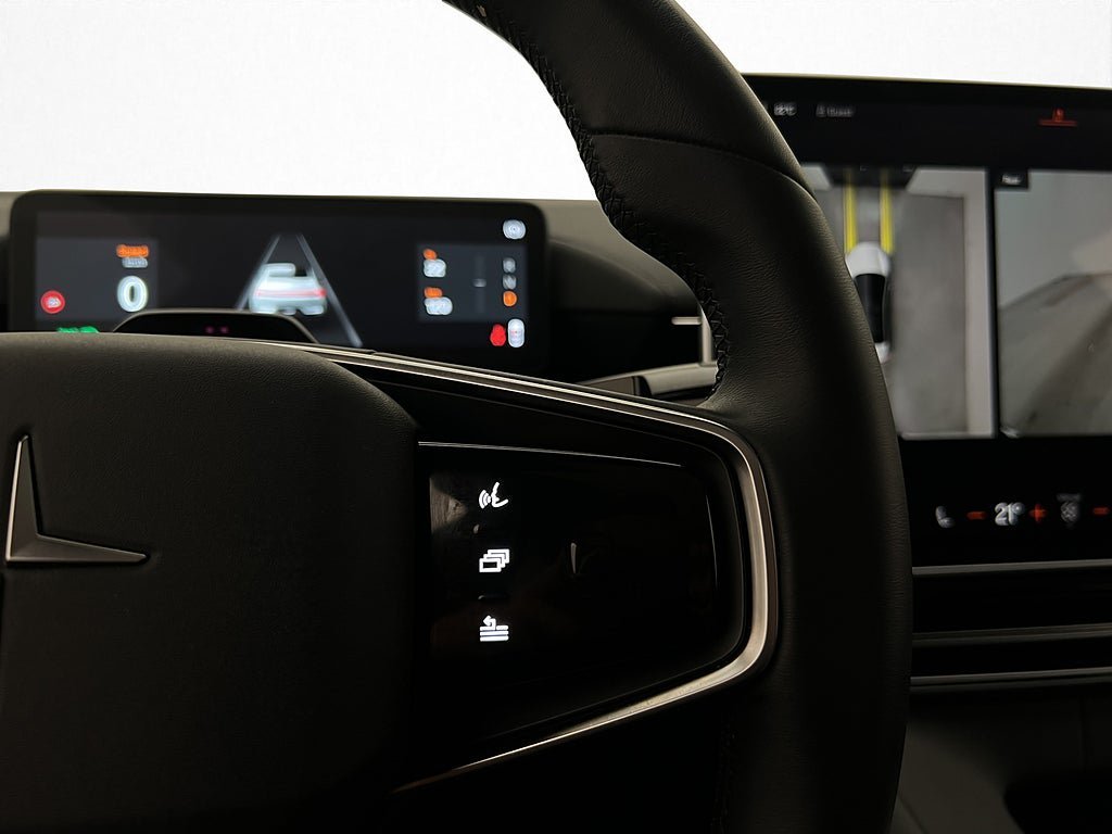 Vehicle Image 36