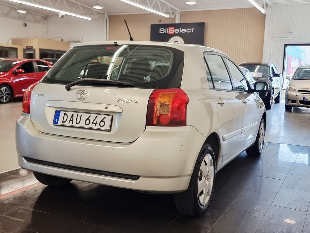 Vehicle Image 15