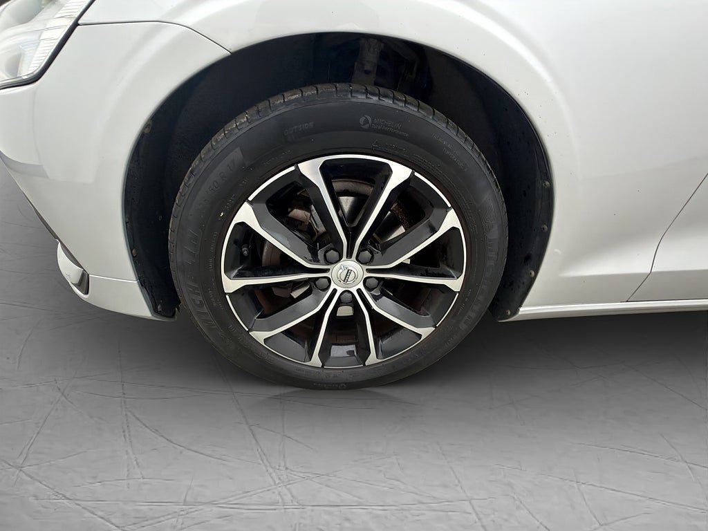 Vehicle Image 38