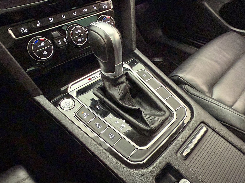 Vehicle Image 27