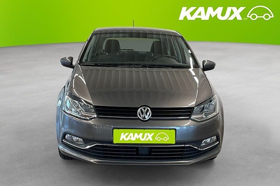 Vehicle Image 6