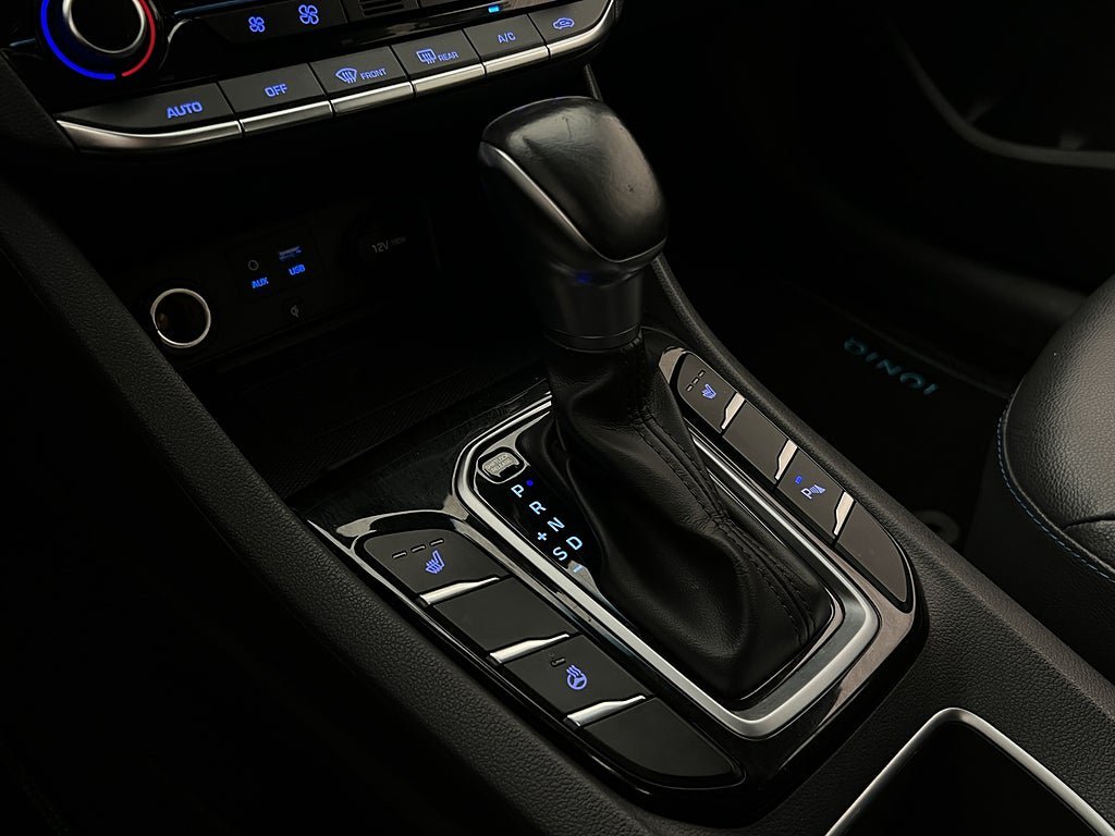 Vehicle Image 23