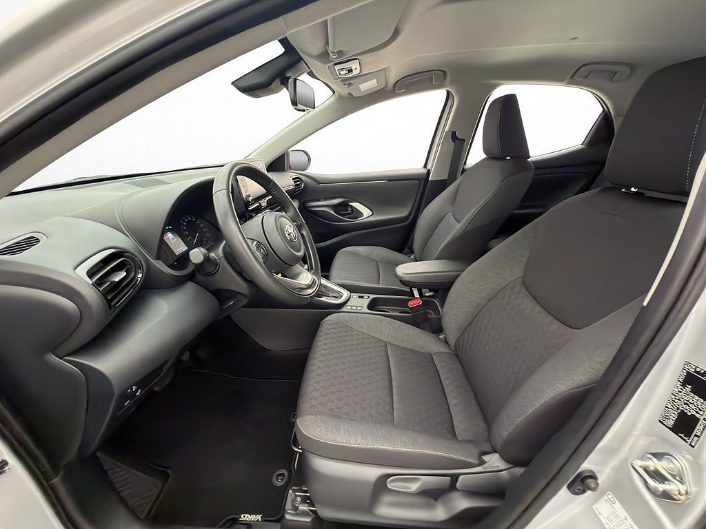 Vehicle Image 11