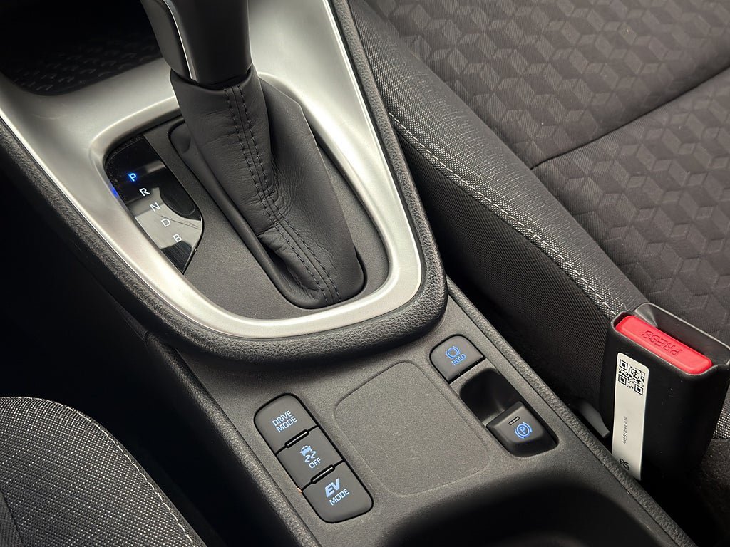 Vehicle Image 22