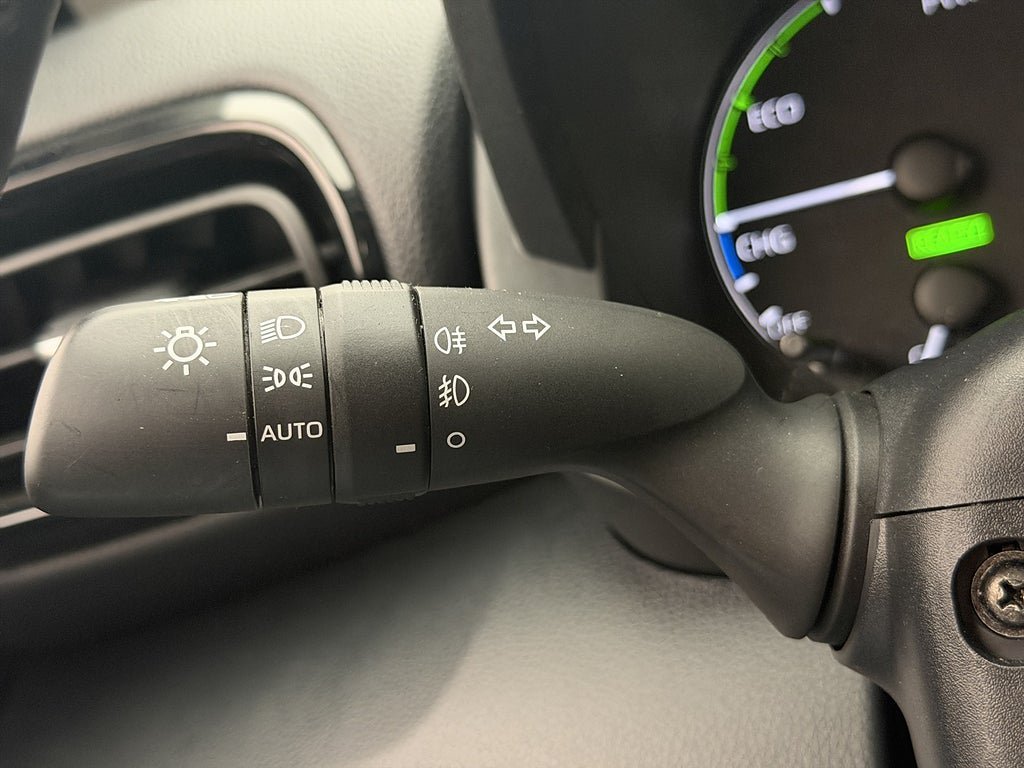Vehicle Image 26