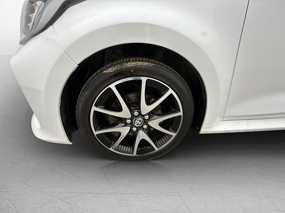 Vehicle Image 31