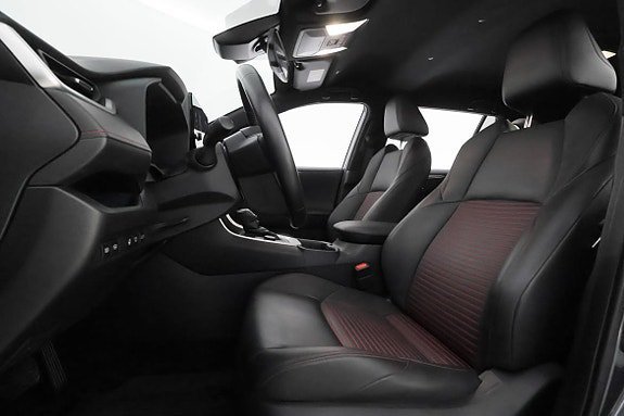 Vehicle Image 11
