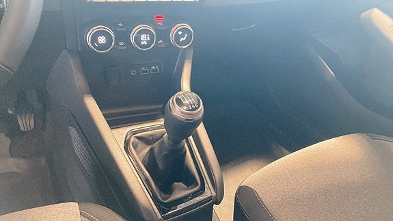 Vehicle Image 20