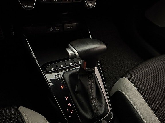 Vehicle Image 26