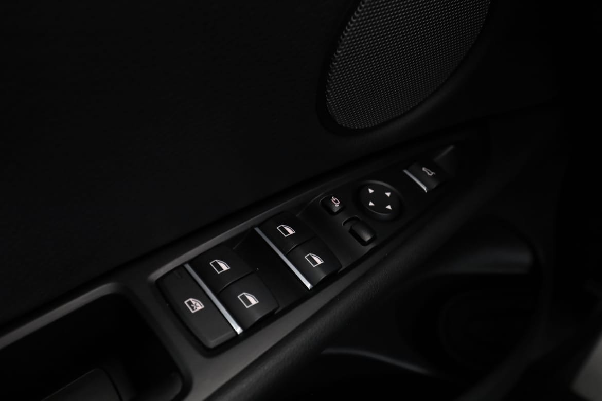 Vehicle Image 40