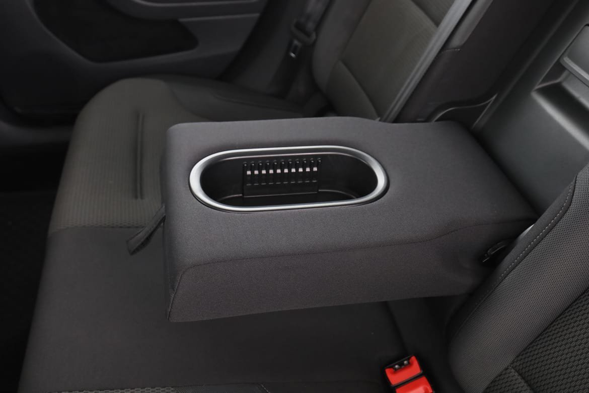 Vehicle Image 35