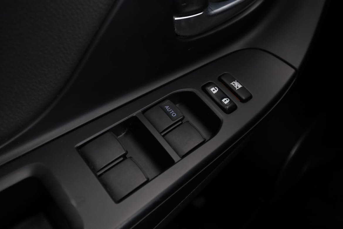 Vehicle Image 35