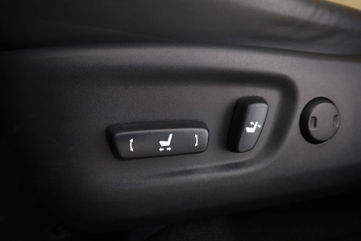 Vehicle Image 43