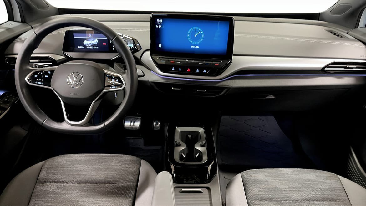 Vehicle Image 11