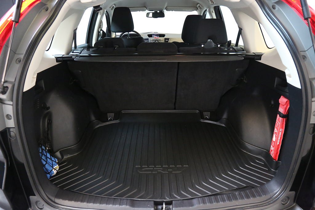 Vehicle Image 25