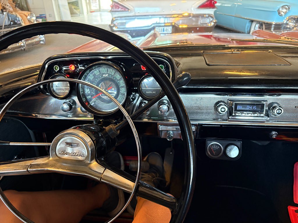 Vehicle Image 13