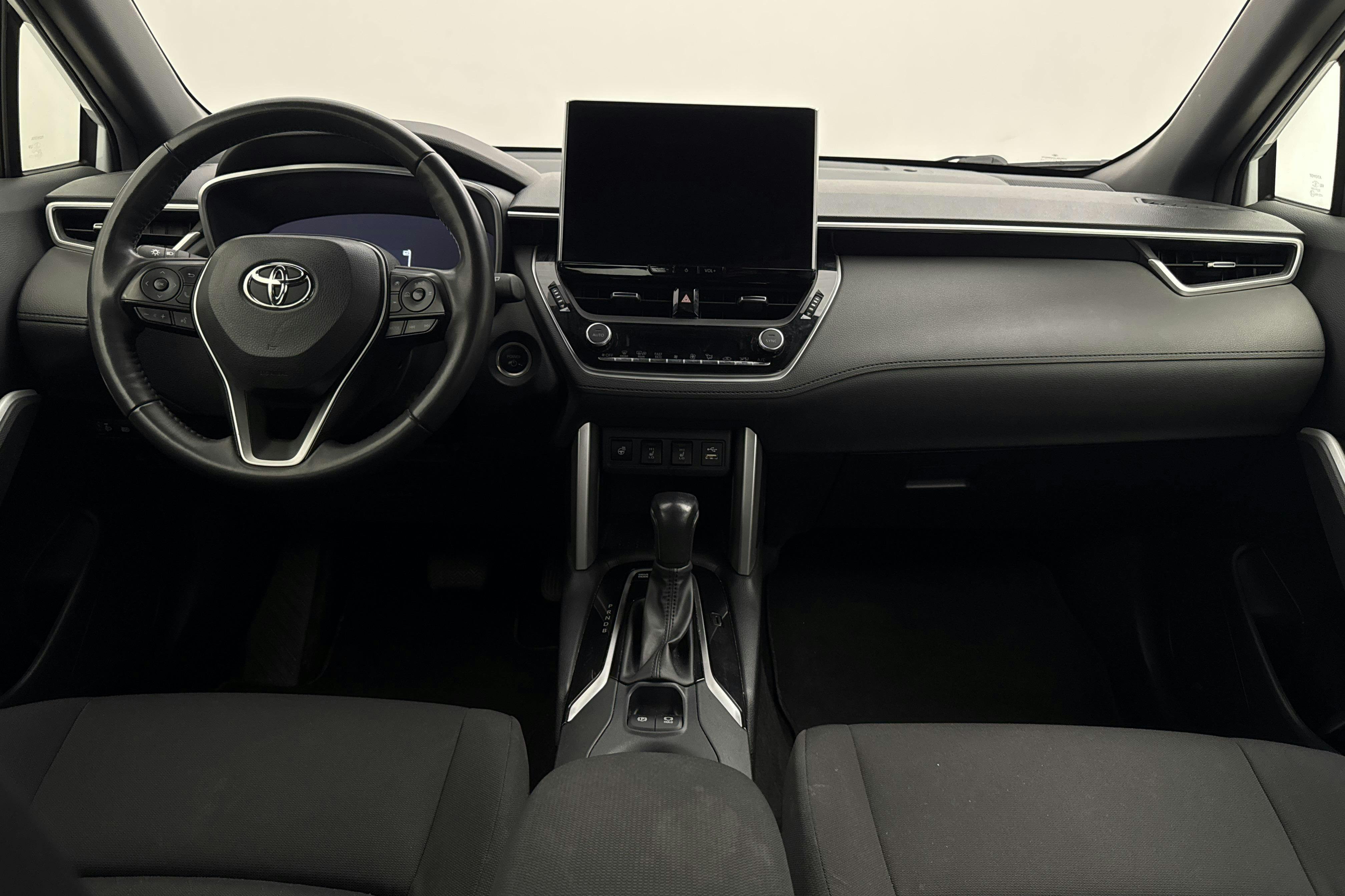 Vehicle Image 6