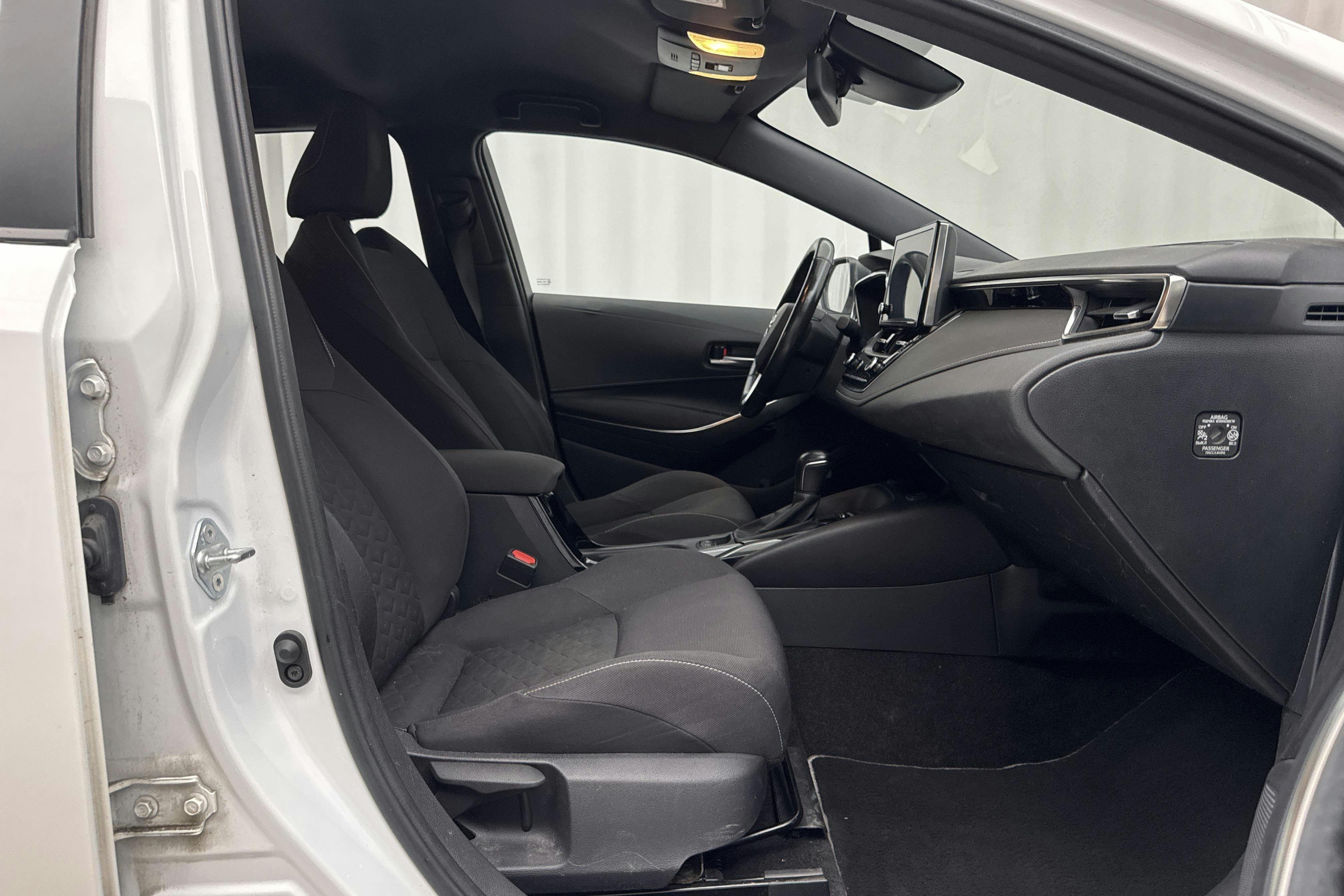 Vehicle Image 7