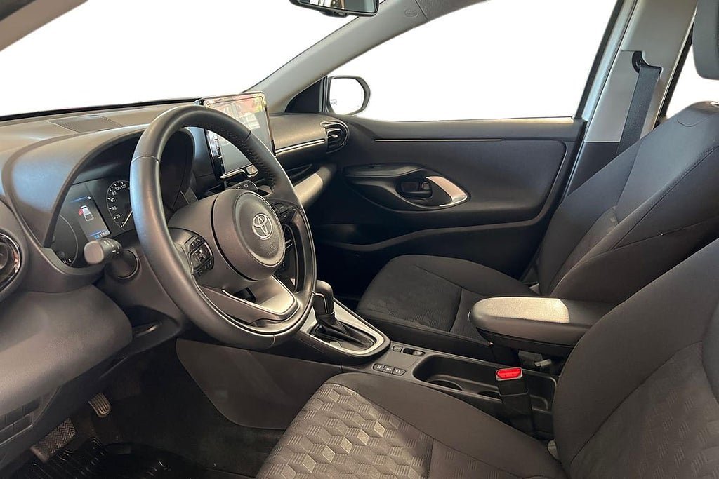 Vehicle Image 14