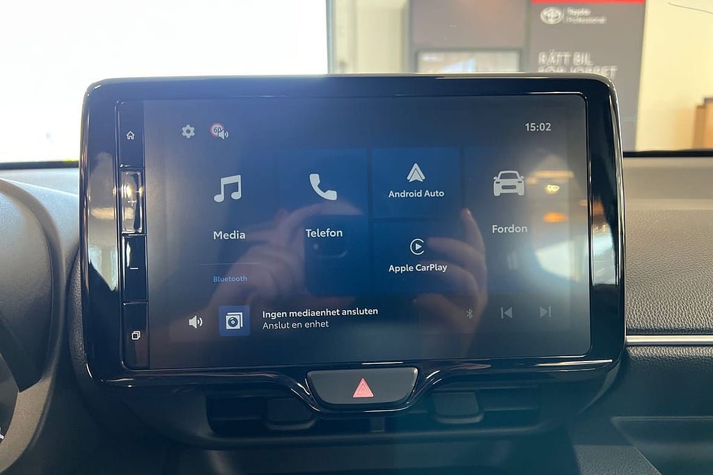 Vehicle Image 15