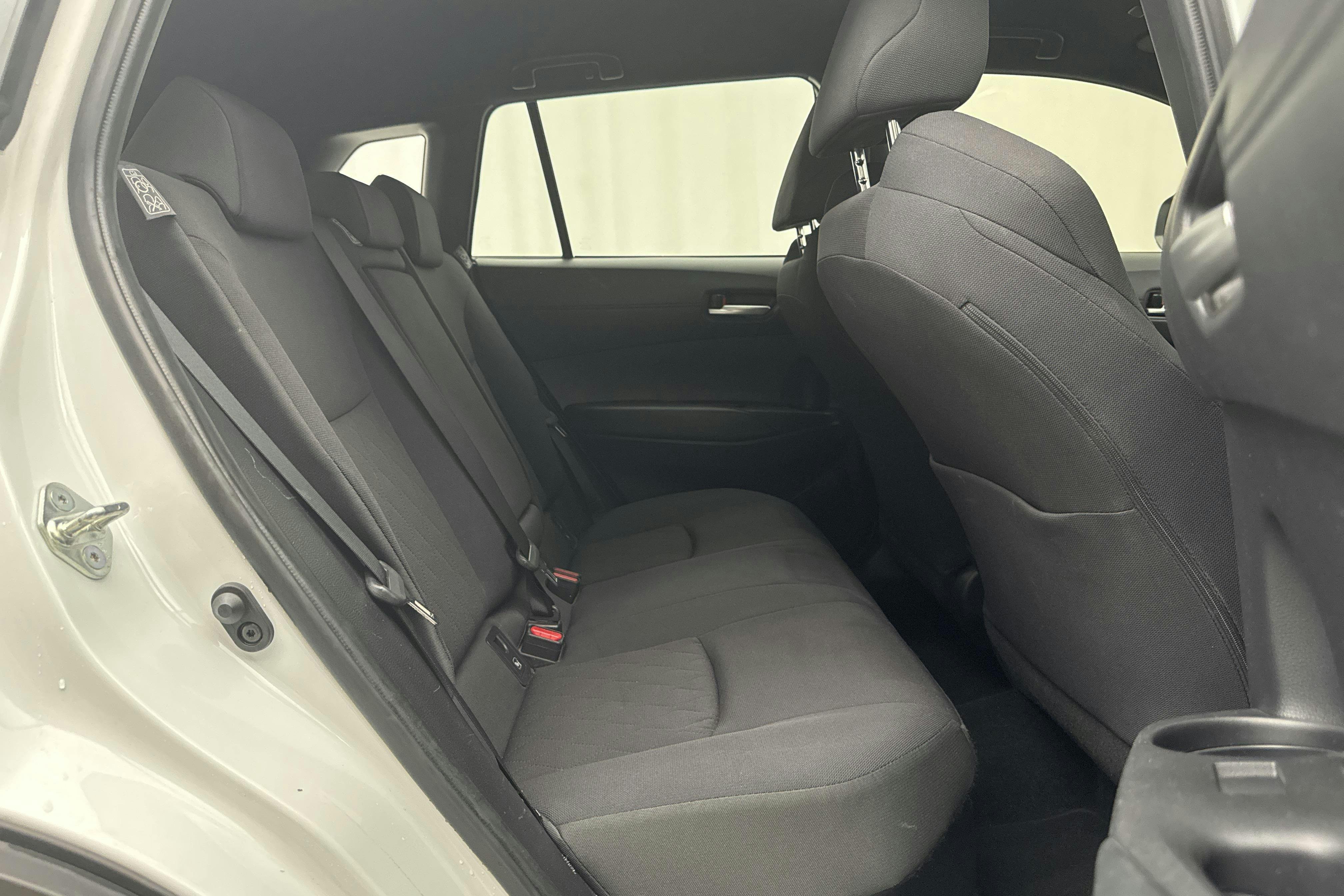 Vehicle Image 8