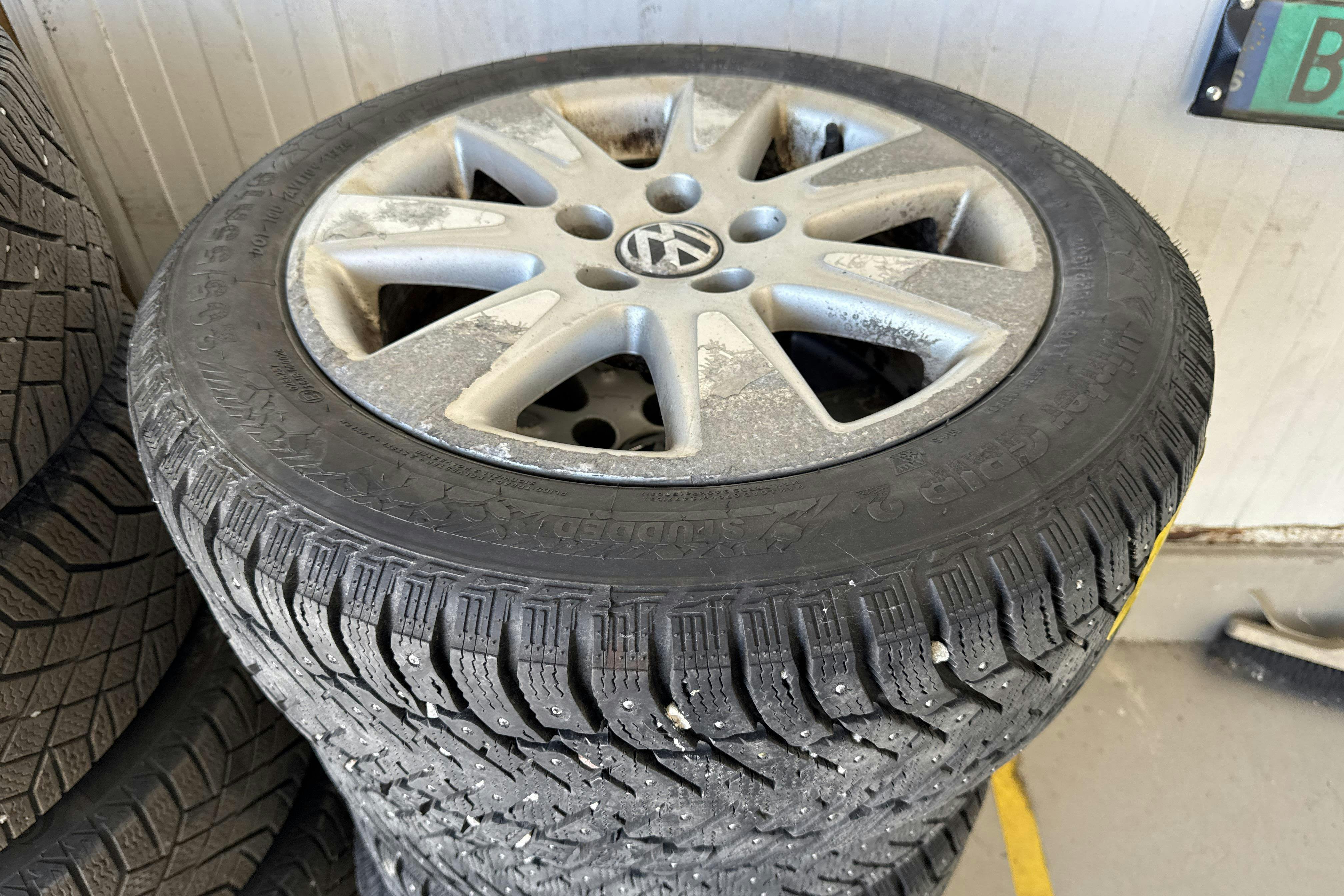 Vehicle Image 15