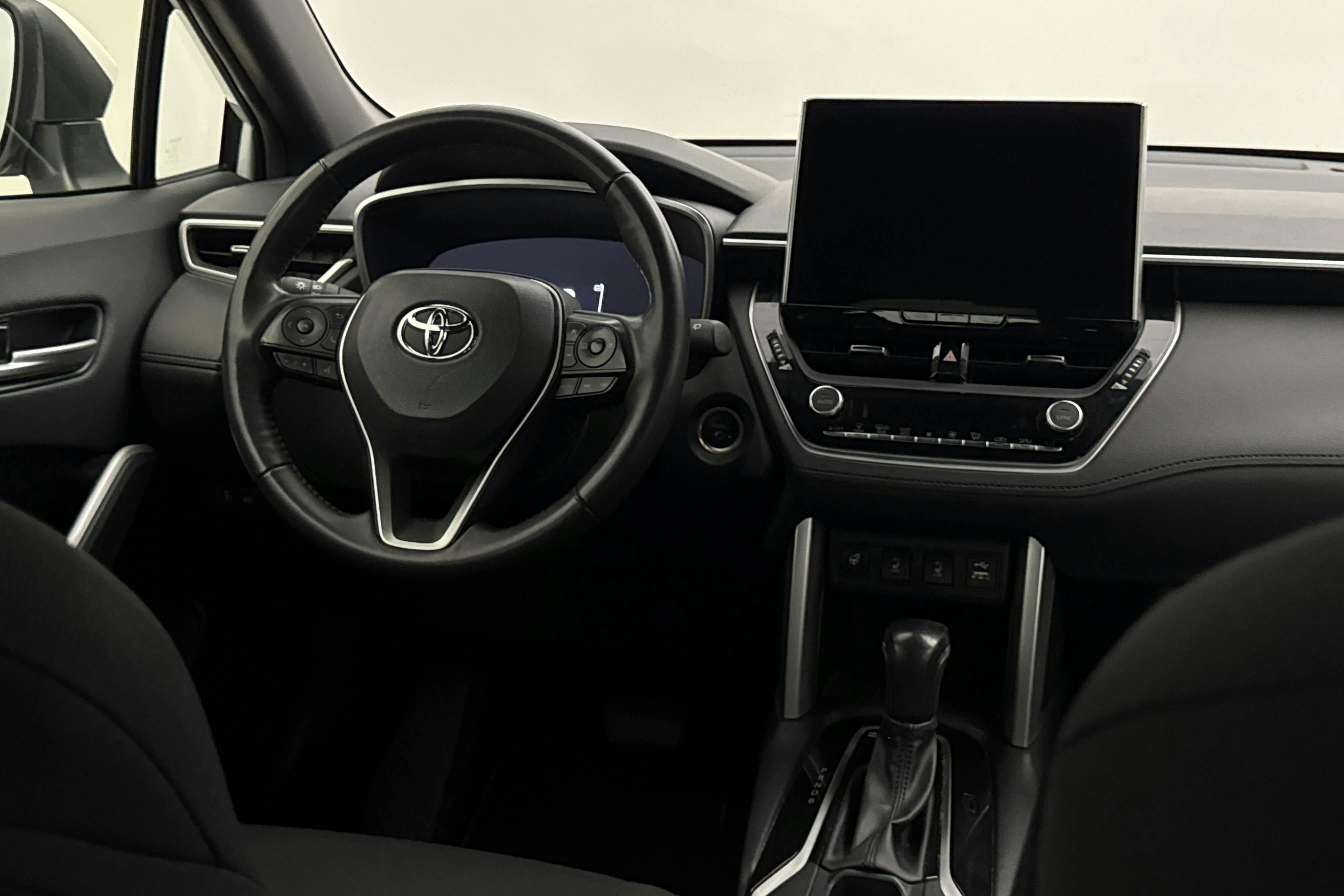 Vehicle Image 13